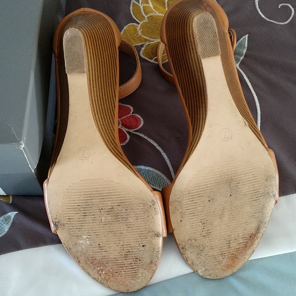 Loft Sandals - Picture 5 of 8